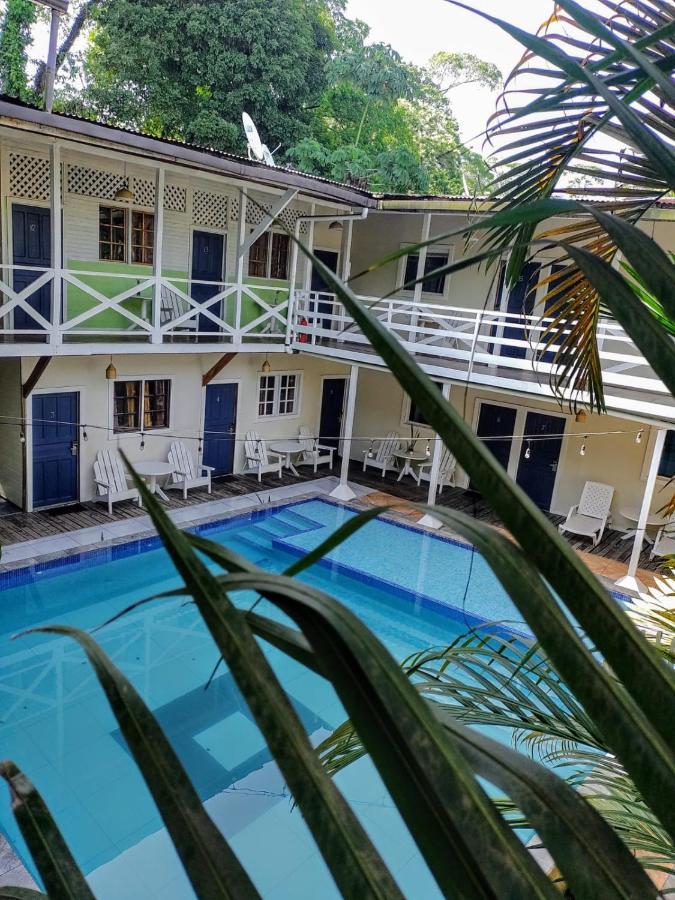 Lizard King Hotel & Suites Puerto Viejo de Talamanca Exteriör bild