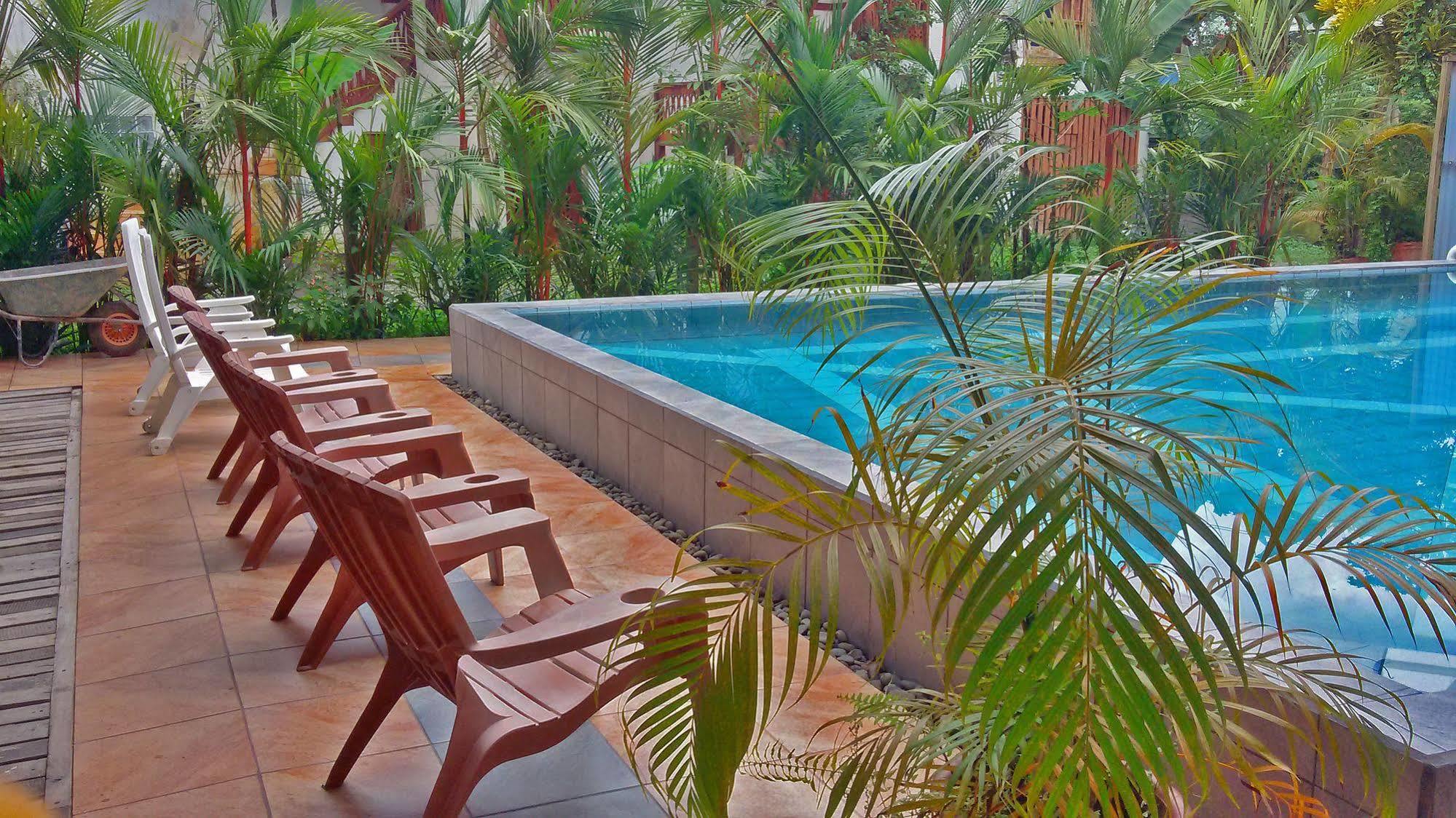Lizard King Hotel & Suites Puerto Viejo de Talamanca Exteriör bild