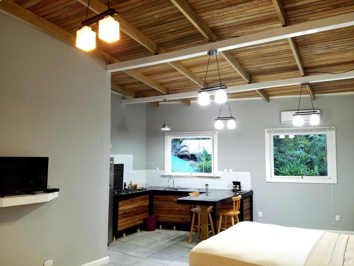 Lizard King Hotel & Suites Puerto Viejo de Talamanca Exteriör bild